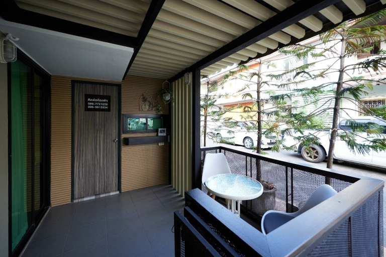 Room 2, Cherilynn holmes At Hatyai, Hat Yai