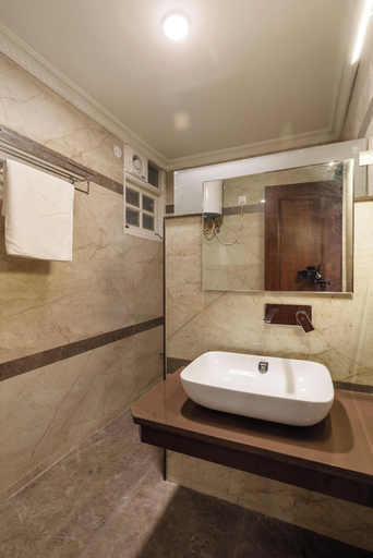 Bathroom 4, Avalon Apartments, Bangalore