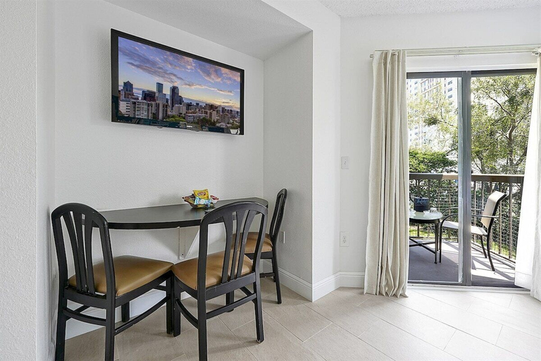 Interior 4, 6165 Carrier DR #1212 Orlando, 1bed, Orange