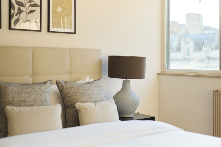 Bedroom 2, Three-Bedroom Flat on Porchester Square, London
