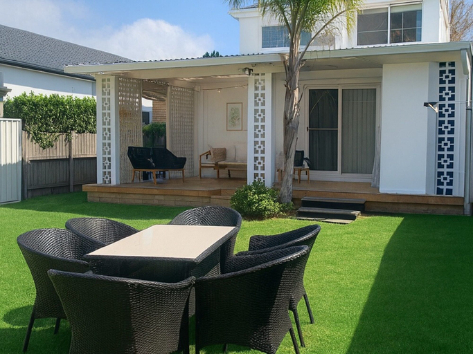 Balcony 5, Beachside 2-bed Home in Brighton-le-sand, Sydney