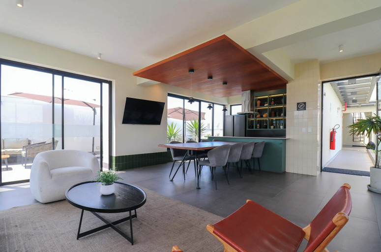 Room 4, w Engaging 2BR w Impressive Deco in San Isidro, Lima