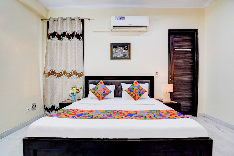 Room 5, Fabhotel Sarala Residency, Gautam Buddha Nagar