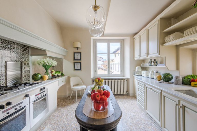 Room 4, The Marble Penthouse, Lucca