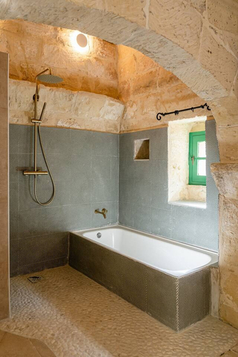 Room 5, Rustic Gozo Farmhouse With Private Pool