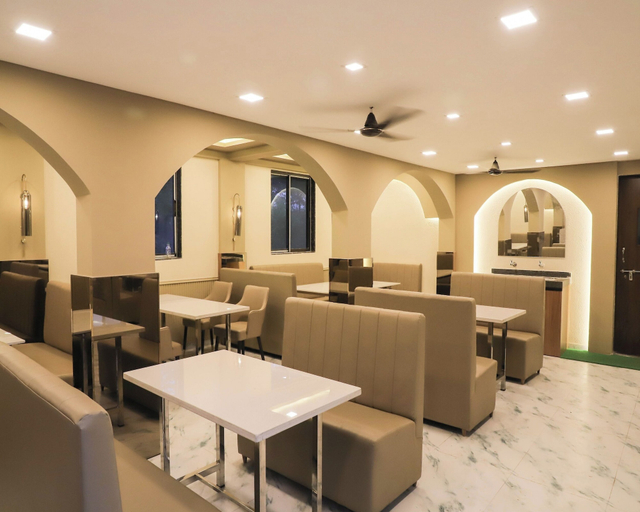 Restaurant 4, Hotel Devanshri Rooms & Restaurant, Raigarh