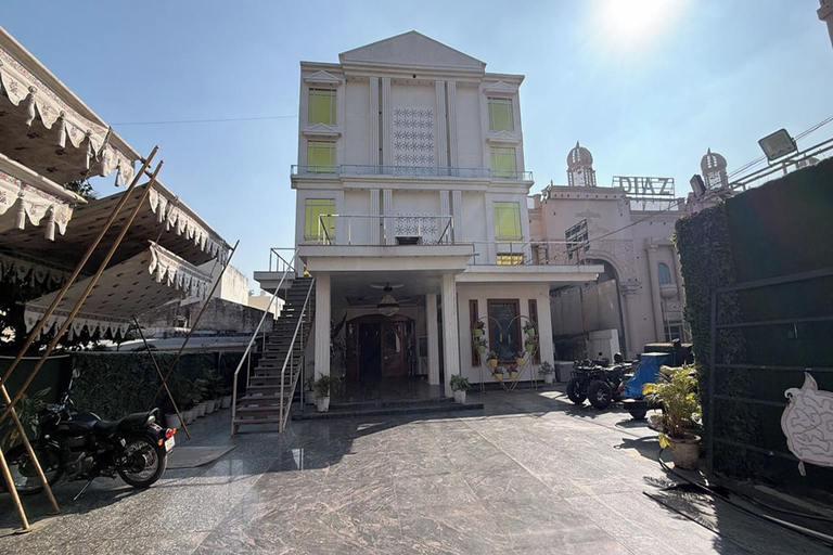 Front of property 2, Hotel Beubelle, Meerut