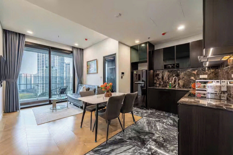 Room 4, Zenith Luxstay Lumiere Riverside, District 2