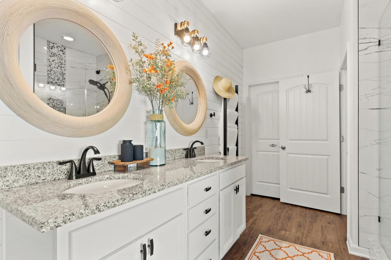 Bathroom 4, Pet Friendly Beach House - Salt Therapy, Gulf