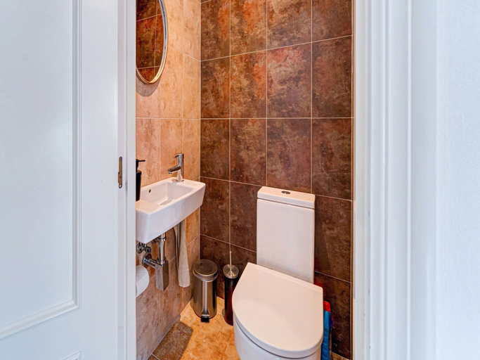Bathroom 2, Villa in Oliva Near Platja D'oliva Beach, Valencia