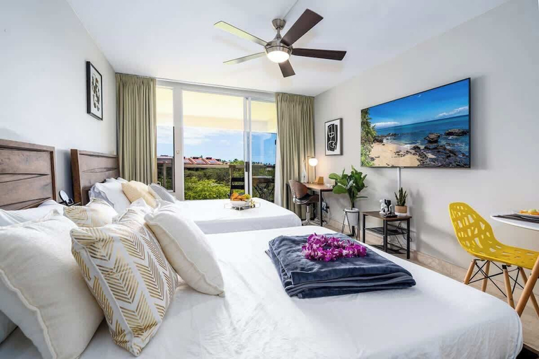 Interior 5, Beachside Retreat Walk to Shops & Dining, Maui