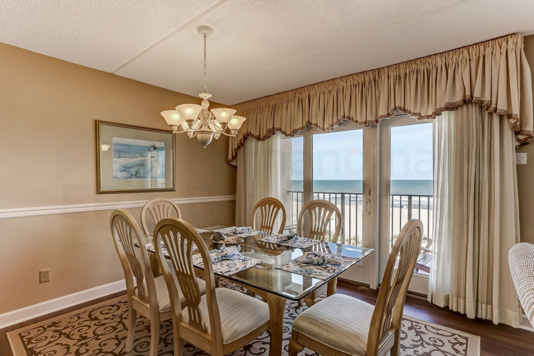 Interior 2, 210 Oceans of Amelia, Nassau