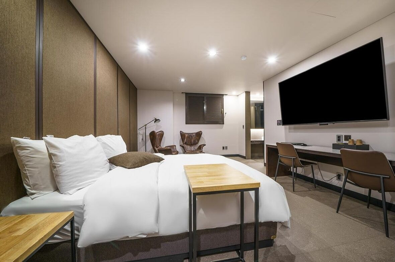 Bedroom 3, Vine Hotel, Songpa