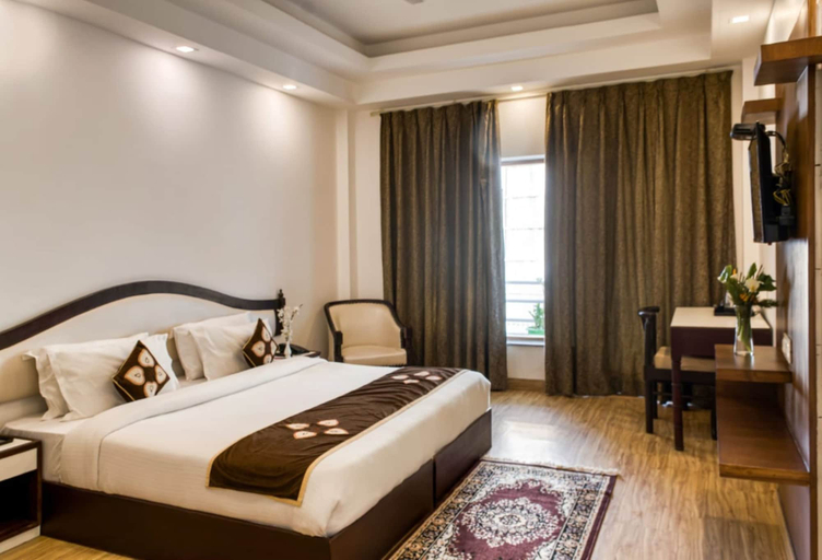 Room 5, Shivalik Hills Mussoorie, Dehradun