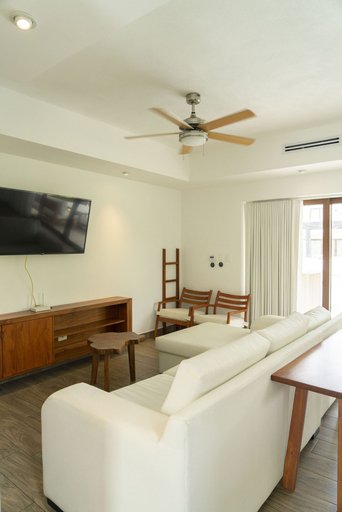 Room 5, 2BR 7 Guests Private Jacuzzi in Monterrico, Taxisco