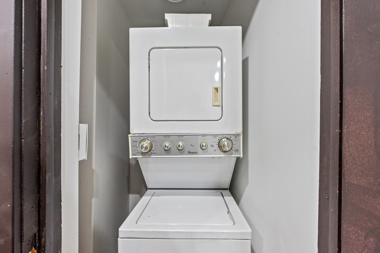 Laundry, Spacious Home in Troy, Rensselaer