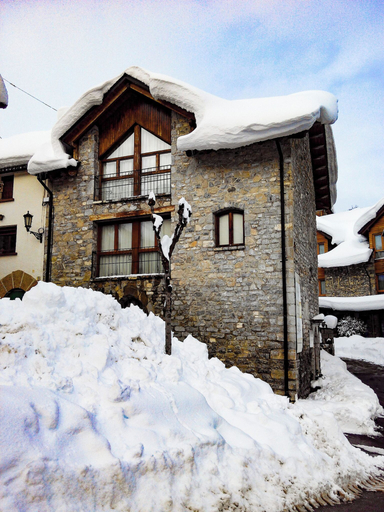 Exterior 3, El Alboroque, Huesca