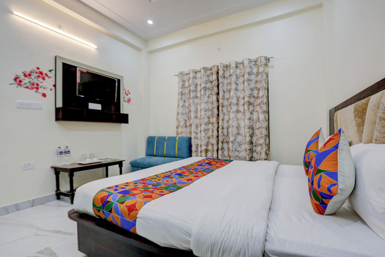 Room 4, Fabhotel Abhinanandan Palace, Faizabad