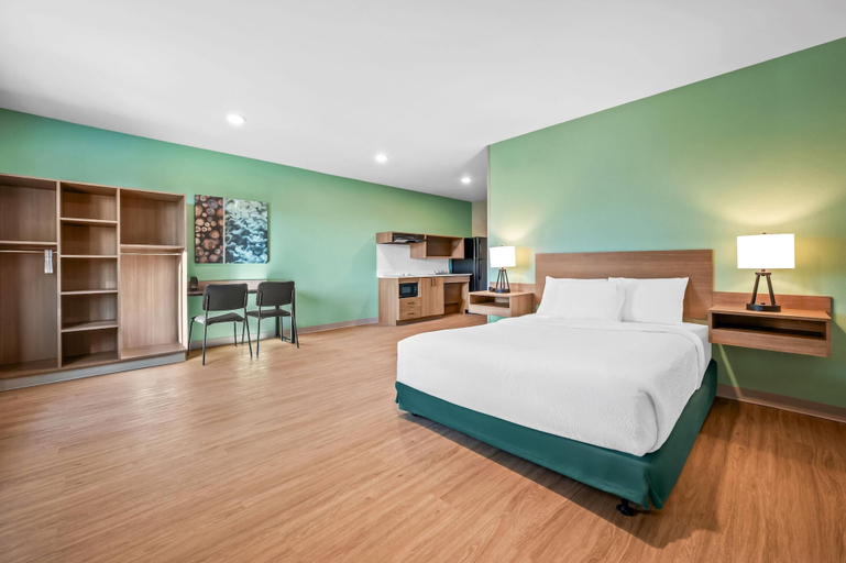 Room 5, Echo Suites Extended Stay By Wyndham Naples, Collier