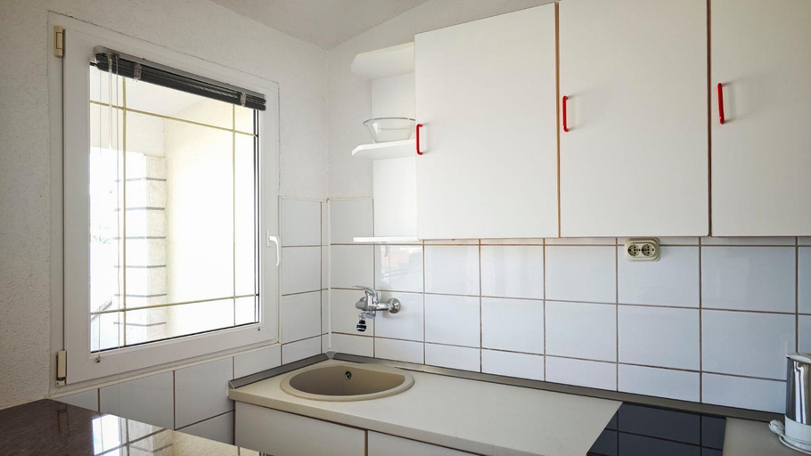 Bathroom 4, House Mare, Okrug