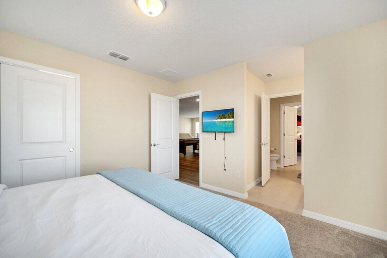 Interior 2, 2130lc · Brand New 9Bd Mansion Pool/ Spa At Windsor Island, Polk
