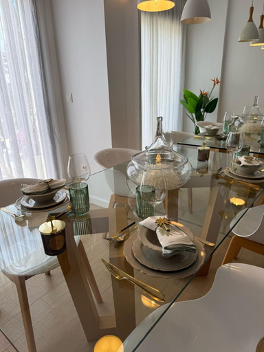 Dining 4, Apartment in La Zenia Near Beach, Alicante