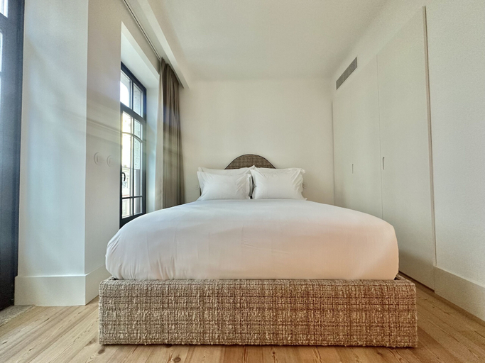 Room 3, Bonjardim Prime 1C in Oporto, Porto