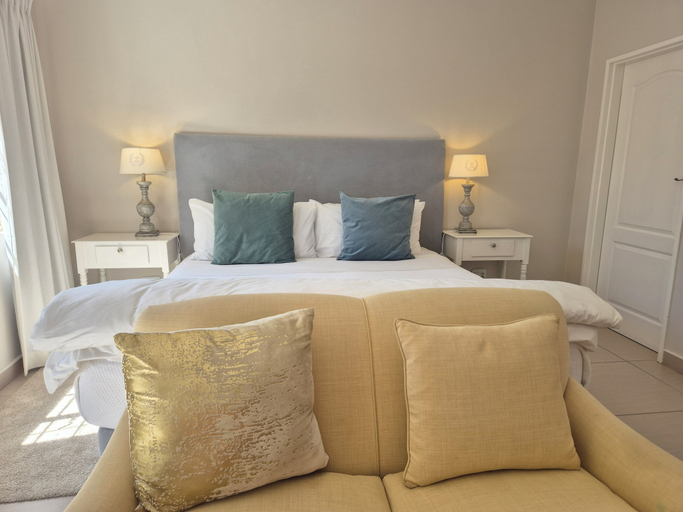 Bedroom 3, Webersburg Wine Estate, Cape Winelands