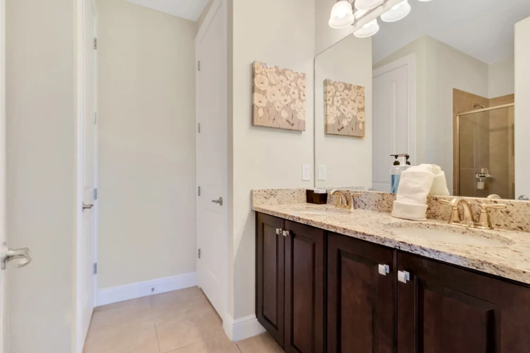 Interior 5, 491-8-ld-private Pool With Game and Movie, Osceola