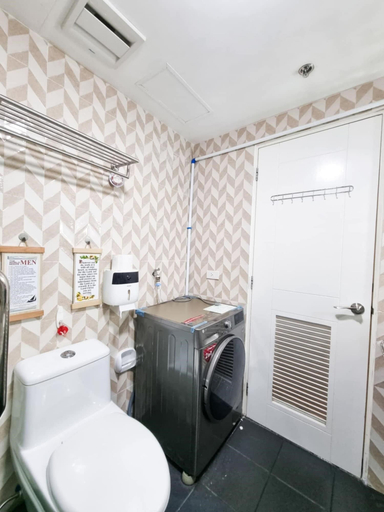 Bathroom 2, Unit 2216 Torre de Manila, Manila City