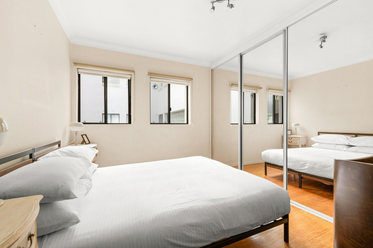 Room 3, Lovely 2-bed With Balcony, Sydney