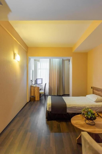 Bedroom 2, Diplomat Palace Hotel, Baku
