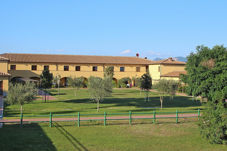 Exterior 3, Apartment at Piombino With sea Beach, Livorno