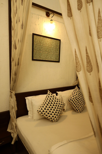 Bedroom 2, The Bougainvillea, Amritsar