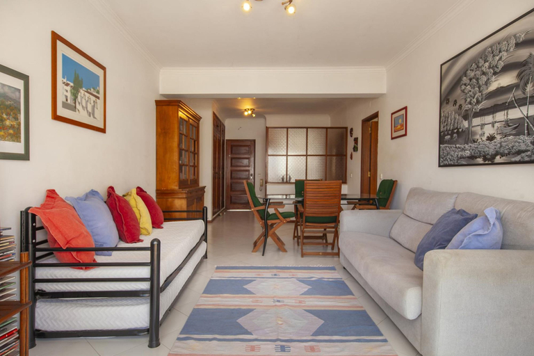 Room 5, A02 - Casa Topazio in Quarteira, Loulé