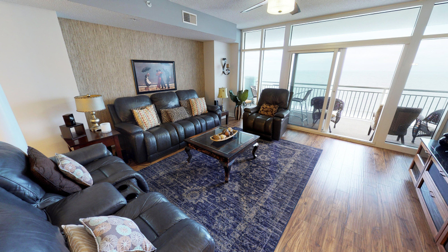 Interior 4, Ocean Blue 1002, Georgetown