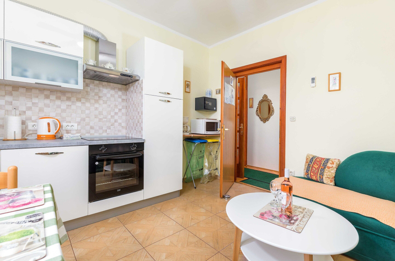 Living room 2, Seaside Apartment in Fazana - Two Bedrooms, Fažana