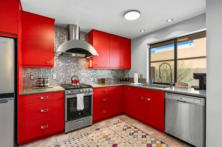 Private kitchen 4, Hollywood Cinema Masterpiece, Riverside