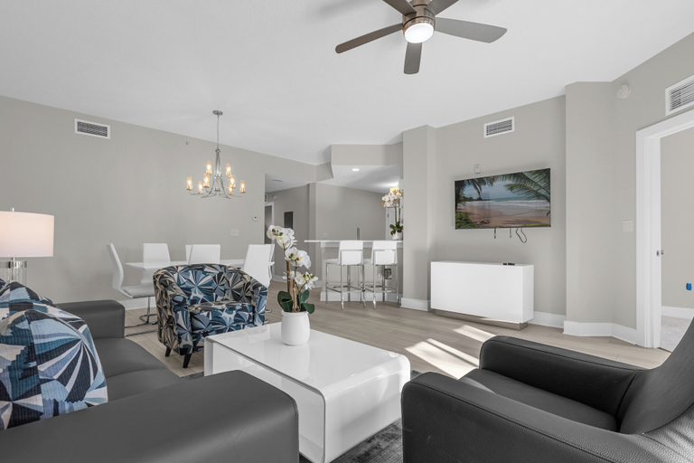Interior 3, 7105, Orange