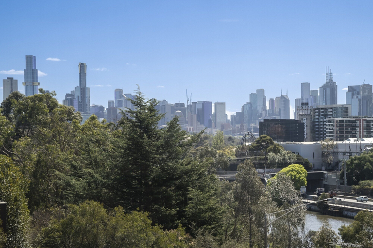 View from property, Bright South Yarra Flat With Balcony, Melbourne