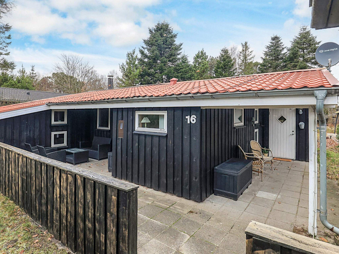 Exterior 5, 4 Star Holiday Home in Hals, Aalborg