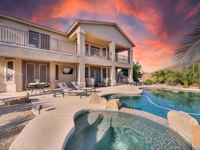 Exterior & Views 2, Cline Maricopa, Pinal