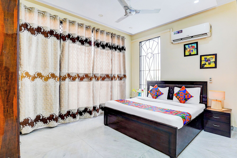 Room 3, Fabhotel Sarala Residency, Gautam Buddha Nagar