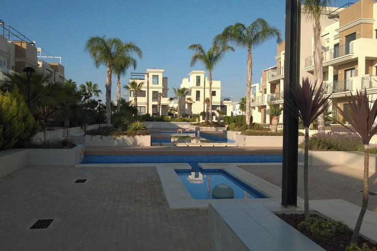 Pool 4, Bungalow in Orihuela Costa for 4 Guests, Alicante