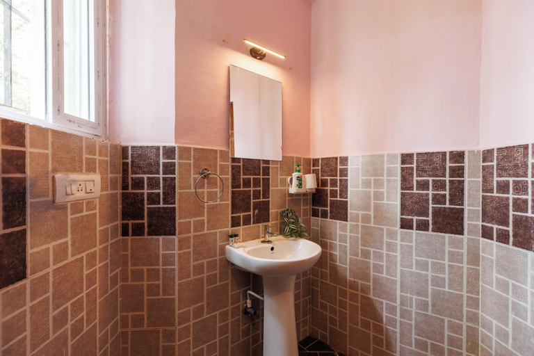 Bathroom 4, Rustic Farmpool, Krishnagiri