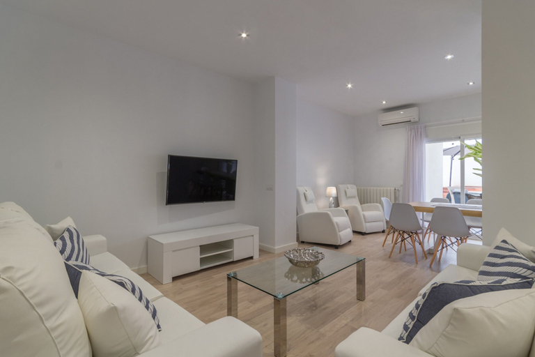 Living room 2, Tastefully-furnished Villa in Mallorca, Baleares