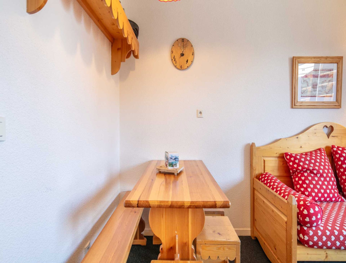 Dining 3, Apartment for 4 Person in Risoul, Hautes-Alpes
