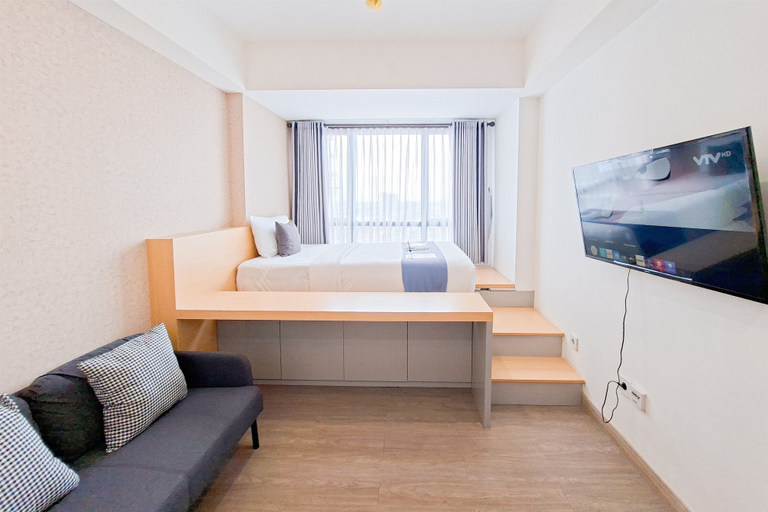 Room 5, Trendy Studio At Collins Boulevard Apartment, Tangerang