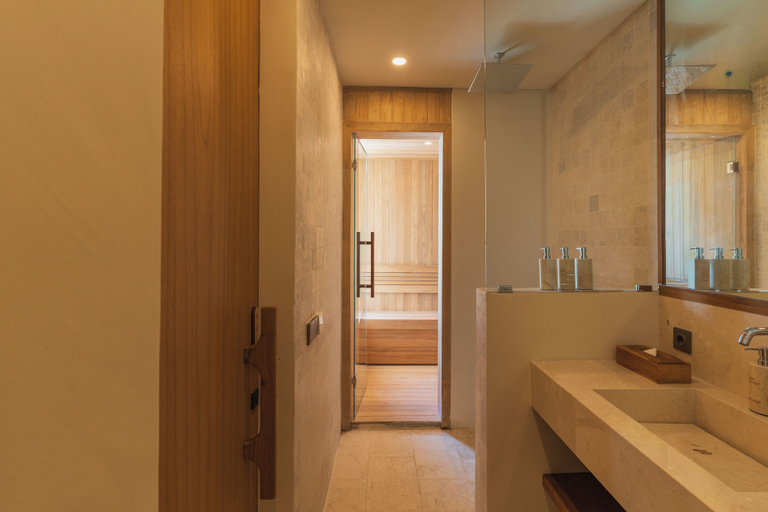 Bathroom 2, Villa Kalani Spirit by Alfred in Bali, Badung