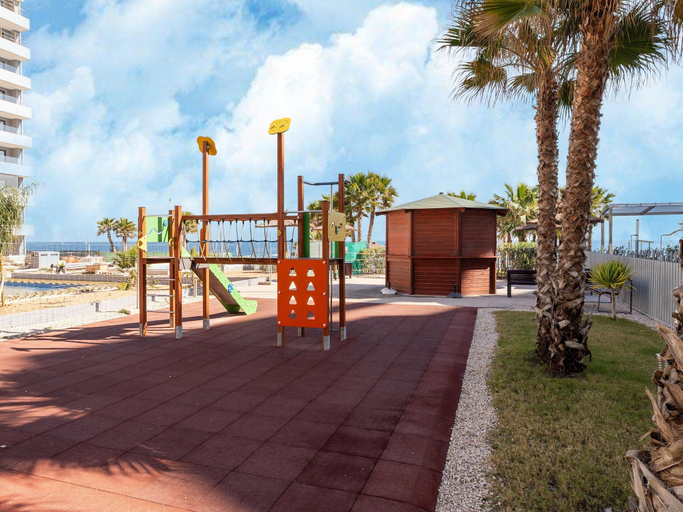 Garden 5, Modern Coastal Gem, Torrevieja, Alicante